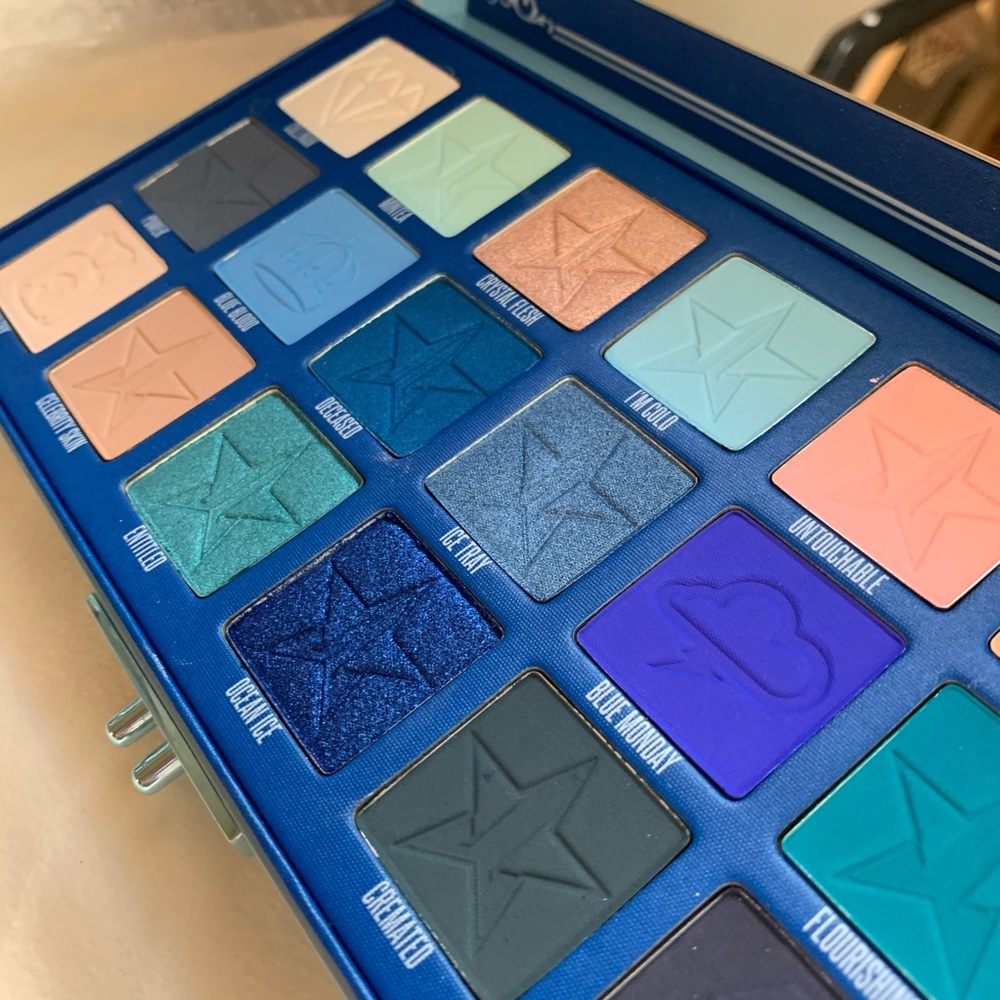 Jeffree Star Blue Blood Palette - Picture 7 of 8